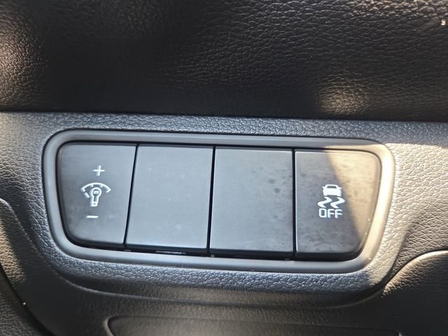 Certified Used 2024 Red Kia LXS image 10
