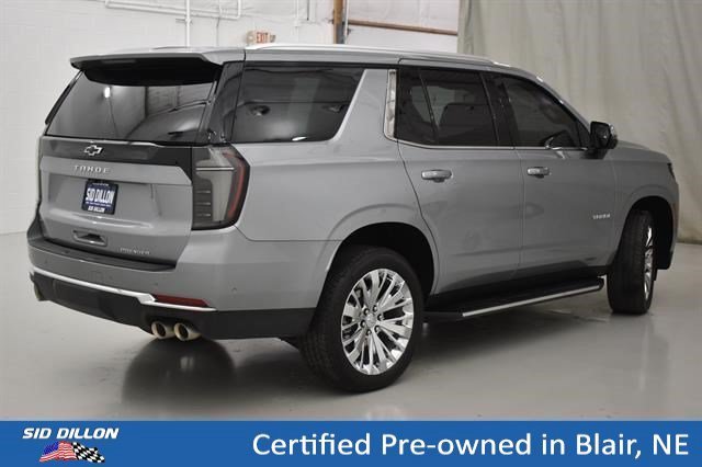 Used 2025 Sterling Gray Metallic Chevrolet Premier image 15