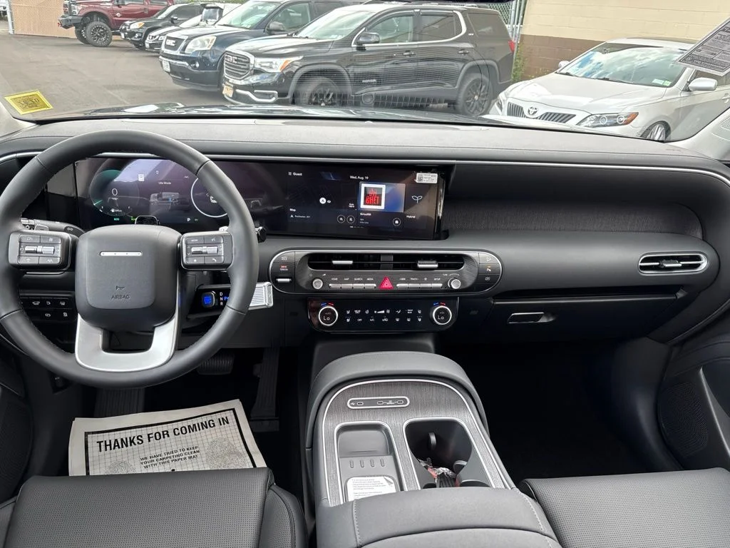 New 2026 Gray Hyundai SEL Premium image 12