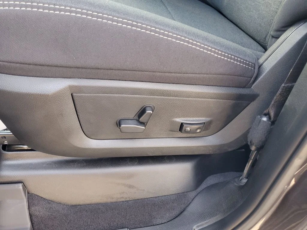 2026 RAM 2500 Big Horn - Photo 10
