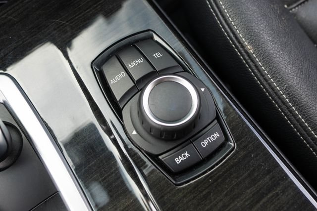 Used 2017 Space Gray Metallic BMW xDrive28i image 27