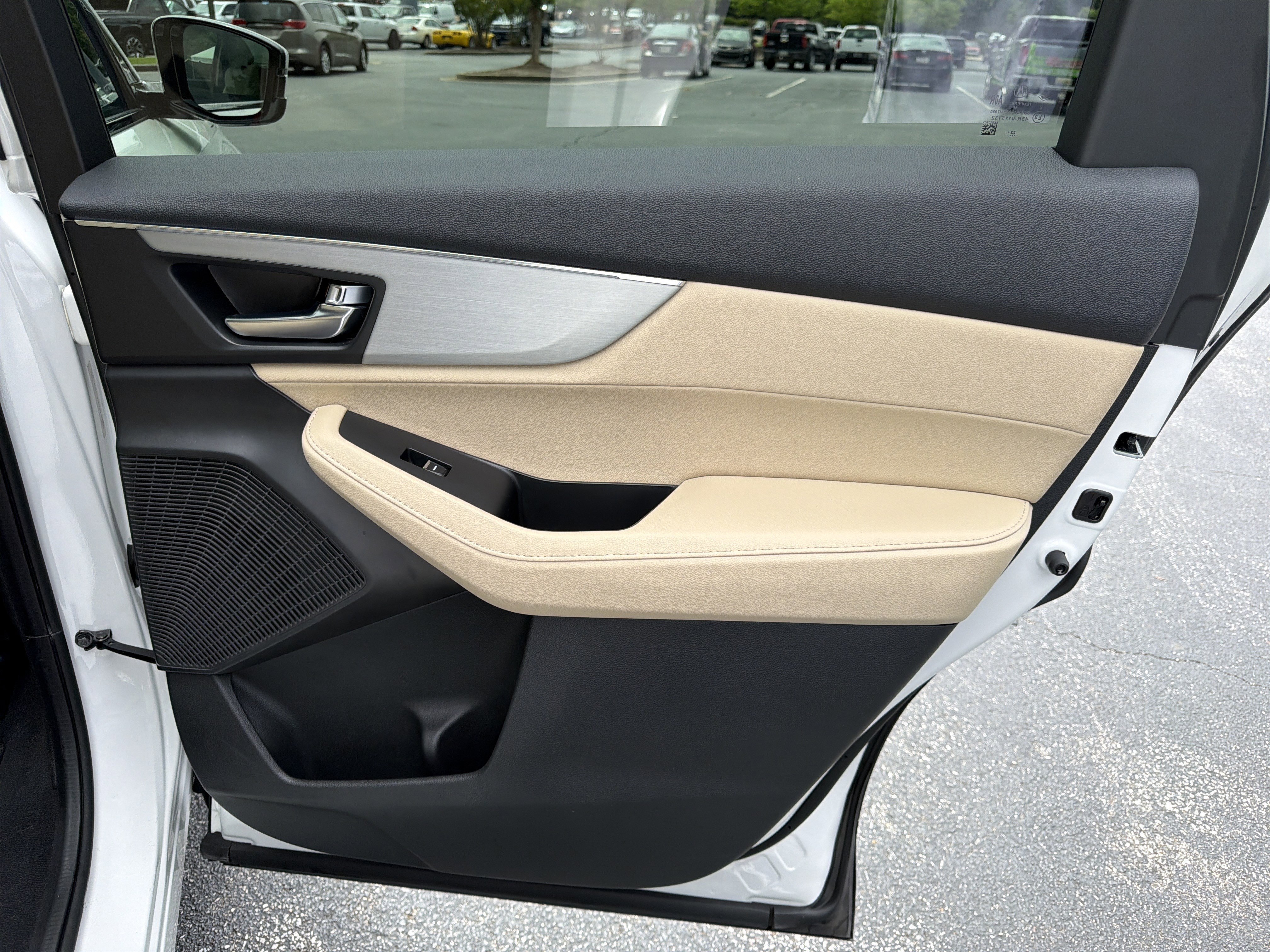 Used 2023  Acura  image 16