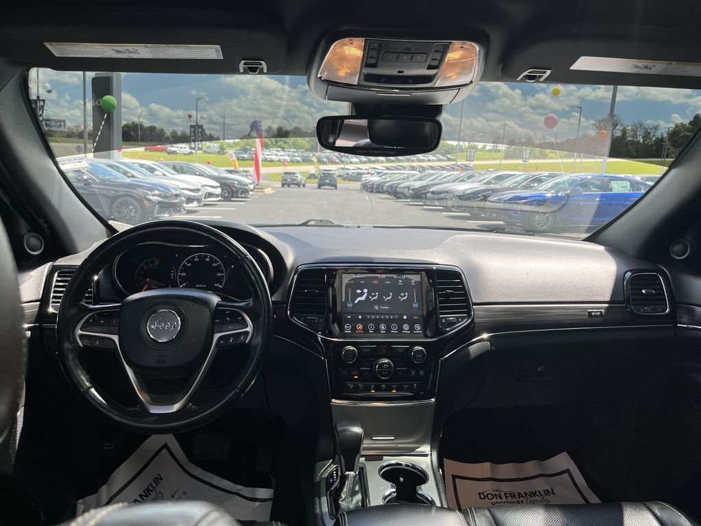 Used 2021 White Jeep Limited image 10