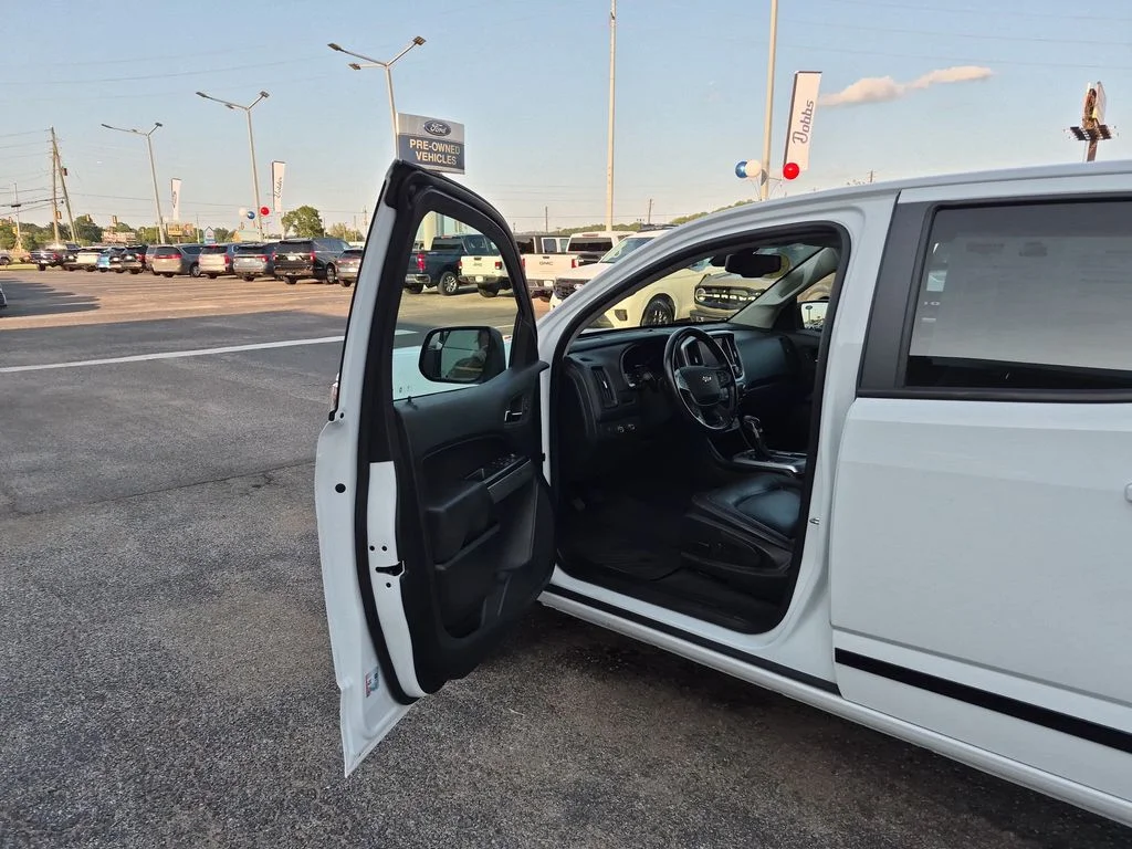 Certified Used 2022 Summit White Chevrolet LT image 11