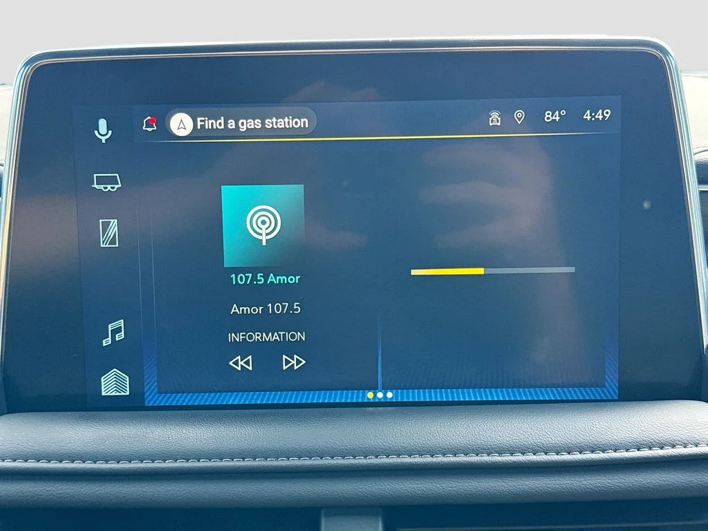 Used 2023 Gray Chevrolet LT image 16