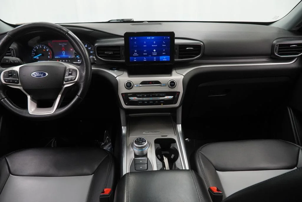 Used 2022 Black Ford XLT image 32