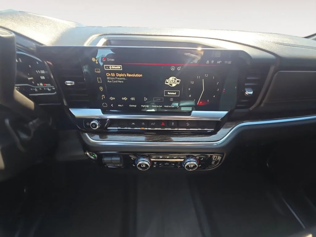 Certified Used 2023 Titanium Rush Metallic GMC Elevation image 11