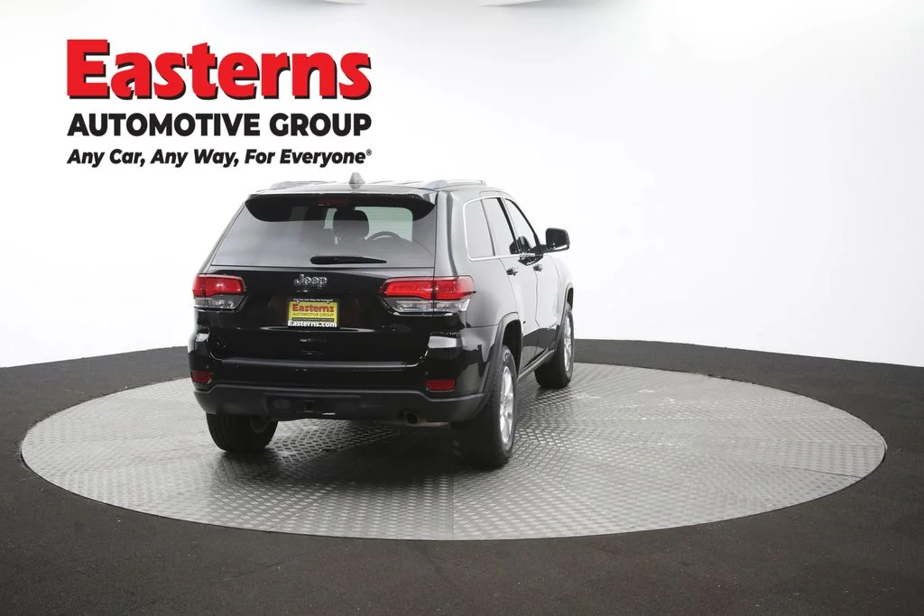 Used 2021 Black Jeep Laredo E image 41