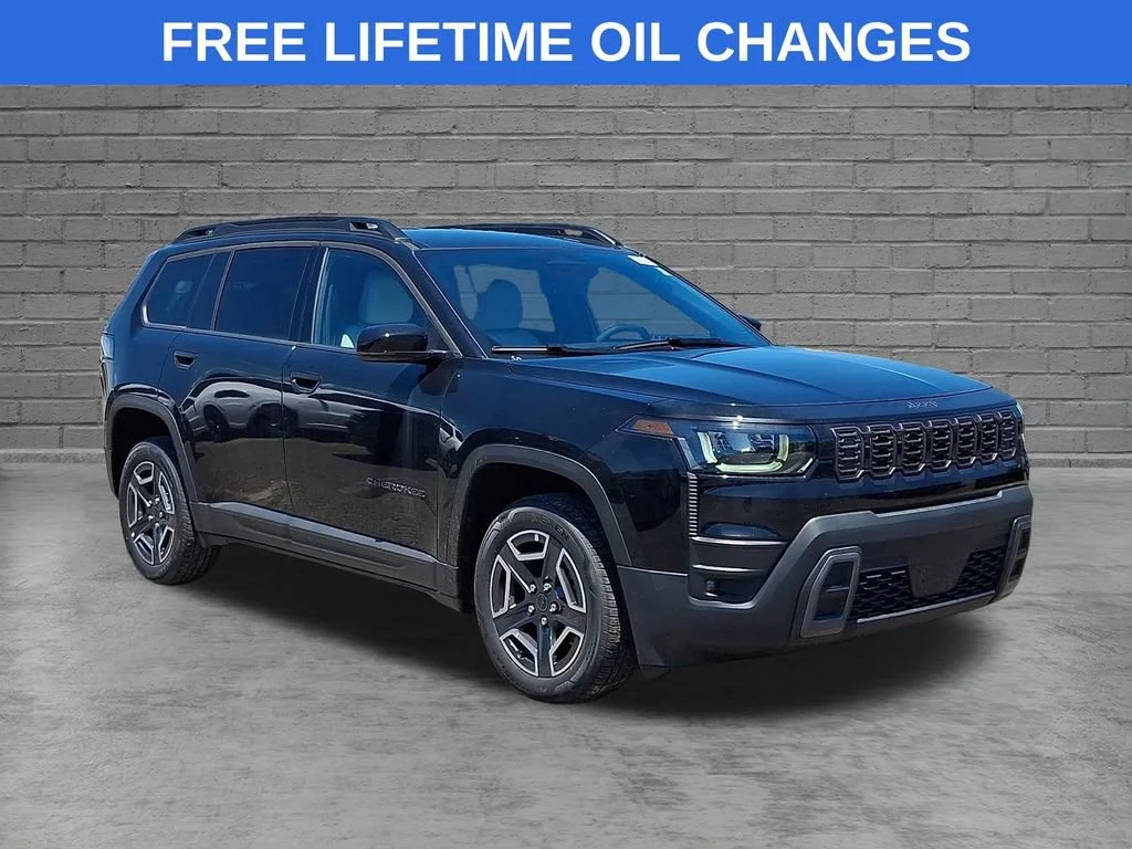 New 2026 Diamond Black Crystal Pearlcoat Jeep Limited image 1