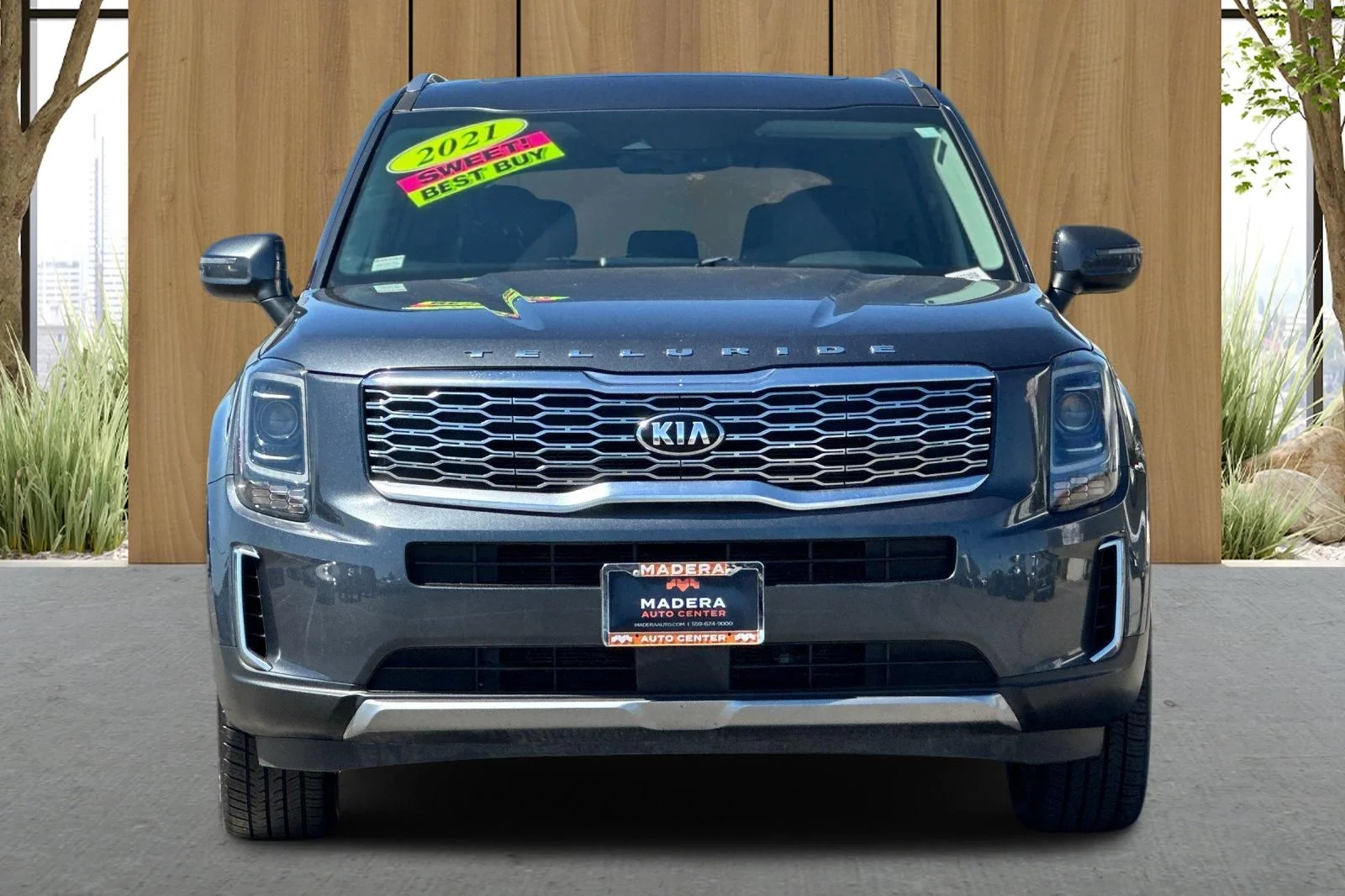 Used 2021 Gray Kia EX image 9