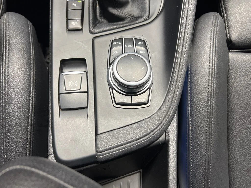 Used 2022 Black BMW xDrive28i image 33
