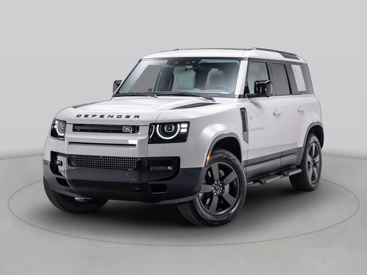 Used 2026 Narvik Black Land Rover OCTA Black image 1