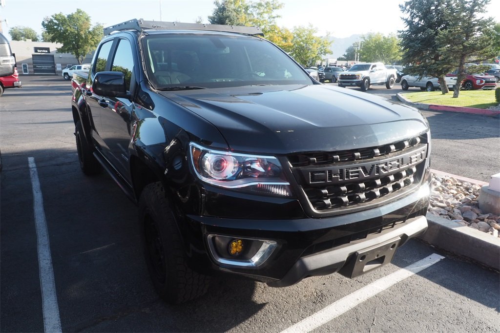 2019 Chevrolet Colorado Z71 photo 2