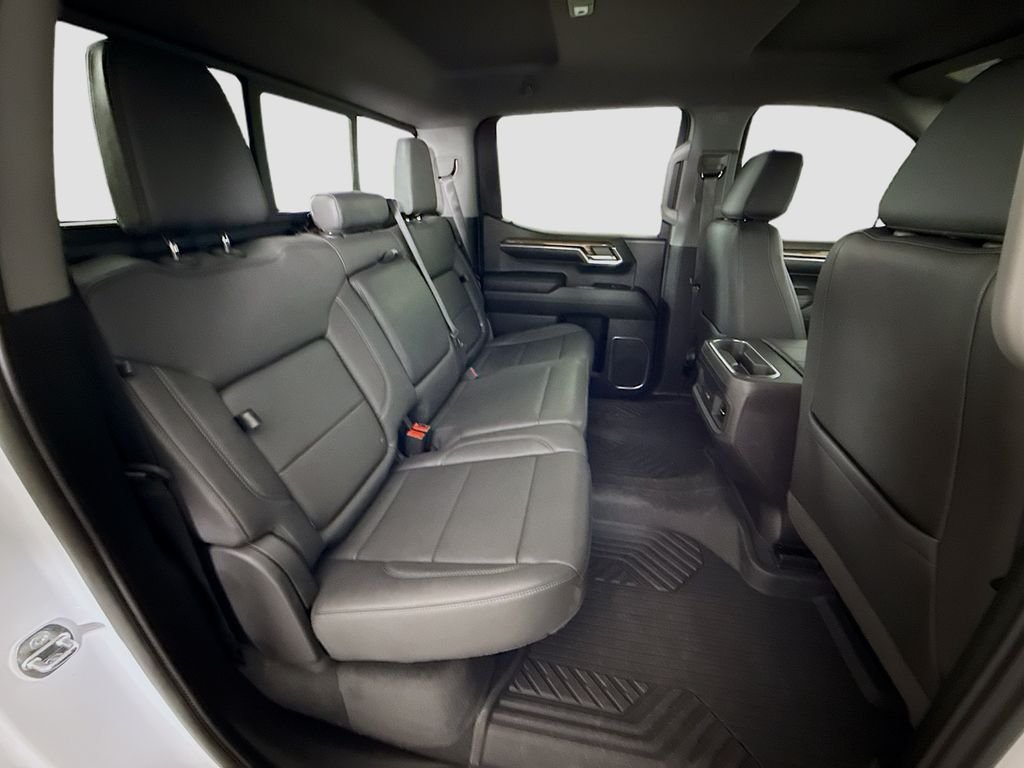 Used 2024 Summit White Chevrolet RST image 26