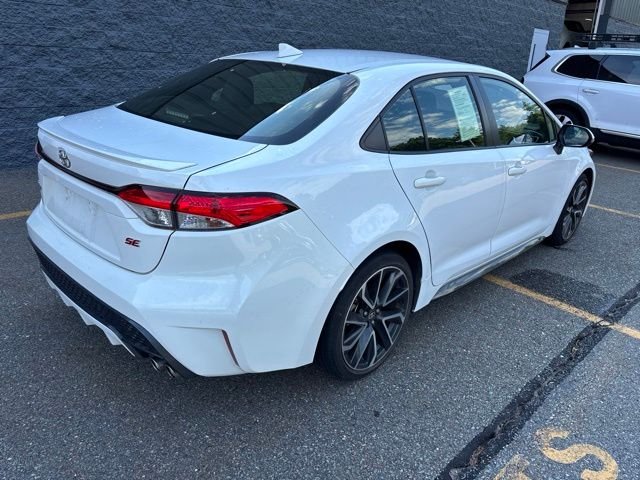 Used 2022 White Toyota SE image 5