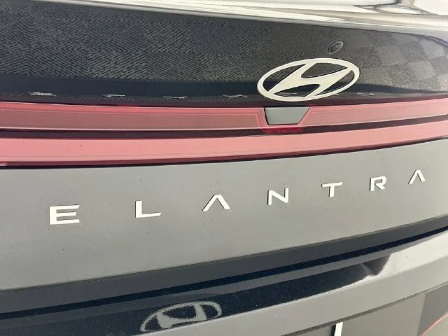 New 2026 Black Hyundai SE image 23