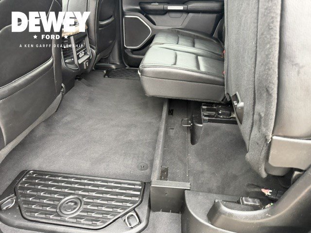 Used 2019 Diamond Black Ram Laramie image 35