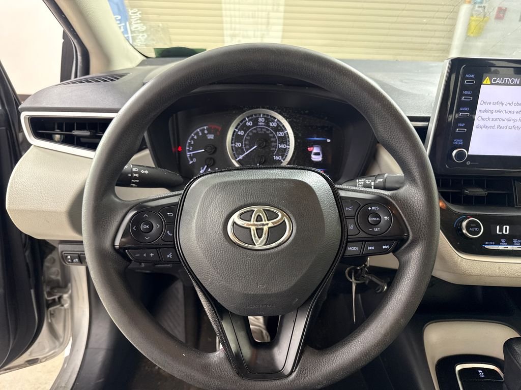 Used 2021 Silver Toyota LE image 18