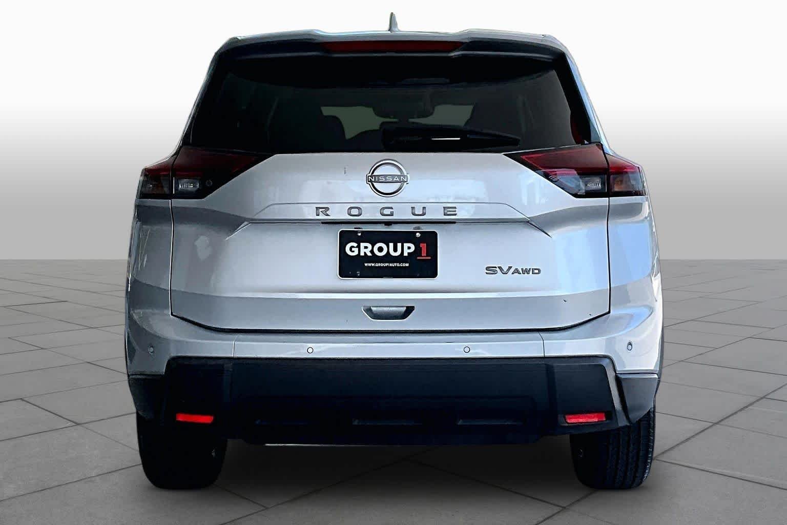 Used 2024 Brilliant Silver Metallic Nissan SV image 5