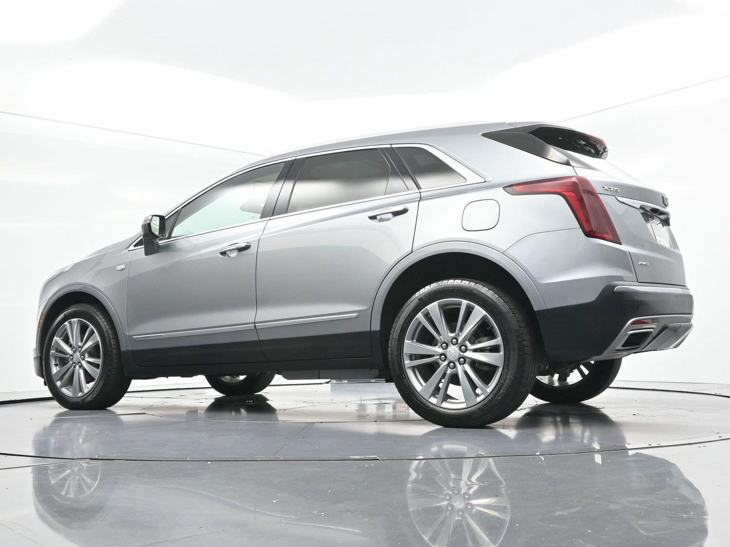 Used 2024 Argent Silver Metallic Cadillac Premium Luxury image 47