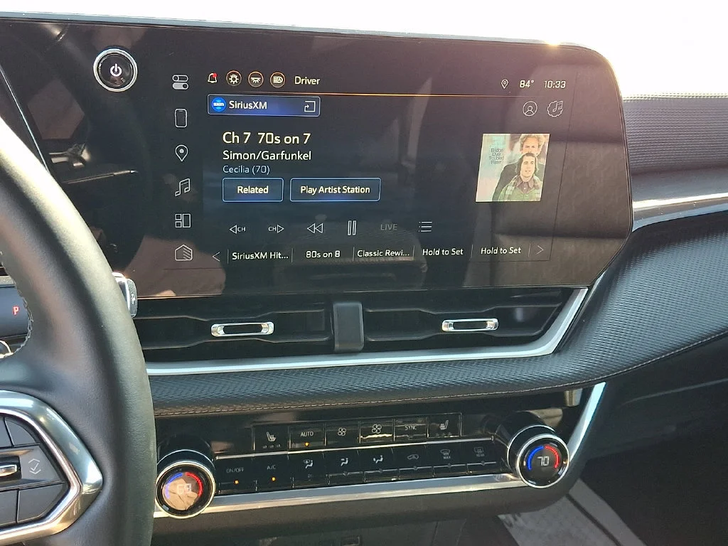 Used 2025 Cacti Green Chevrolet LT image 24
