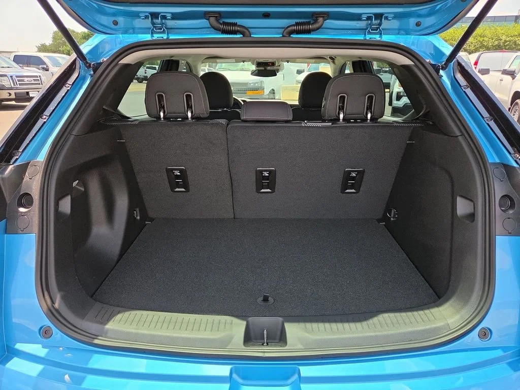 New 2027 Marina Blue Metallic Chevrolet LT image 16