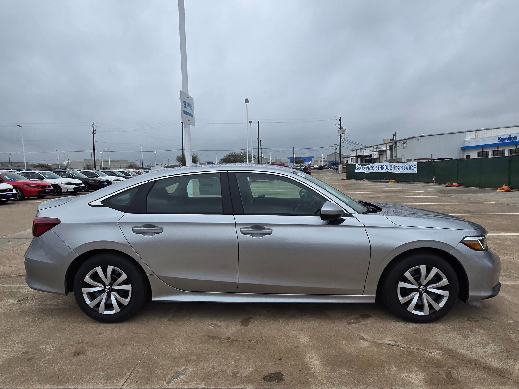 New 2026 Solar Silver Metallic Honda LX image 3