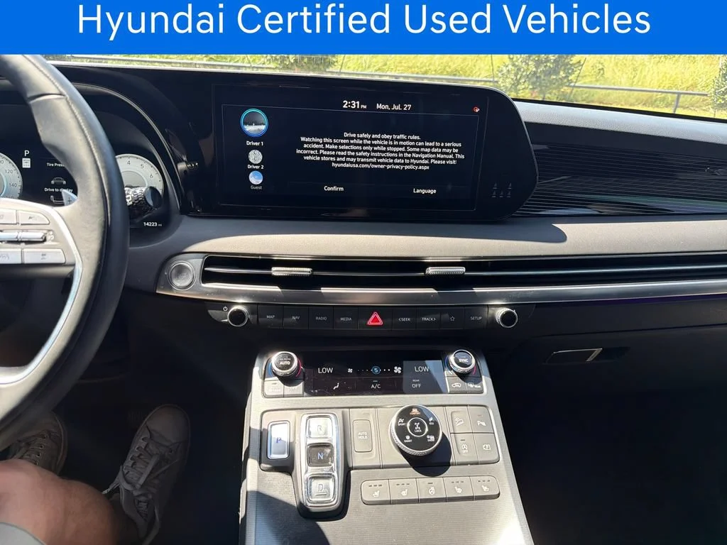 Certified Pre-Owned 2025 Hyundai Palisade Calligraphy Night Edition