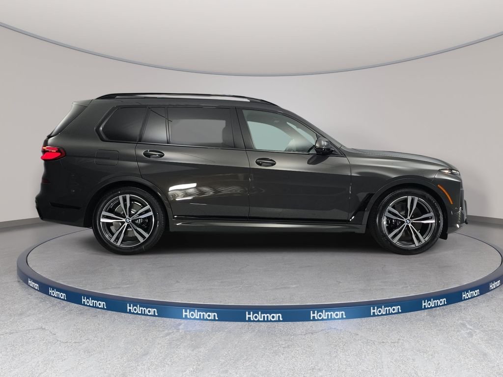 New 2027 Dravit Grey Metallic BMW xDrive40i image 4