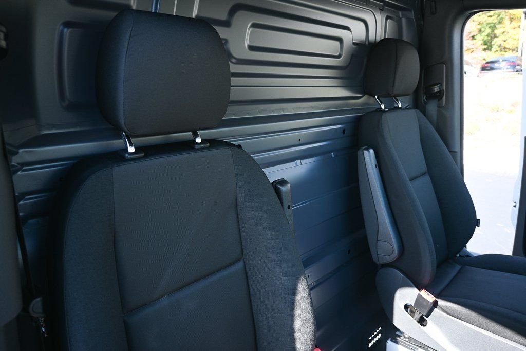 New 2026 Arctic White Mercedes-Benz Cargo 170 WB image 17