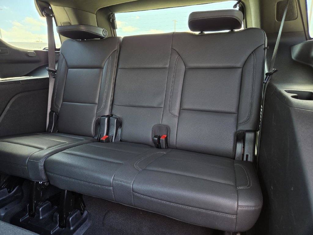 Used 2025 Black Chevrolet Z71 image 38