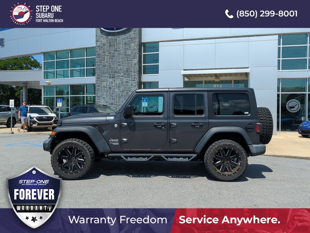 Used 2020 Gray Jeep Unlimited Sport S image 4