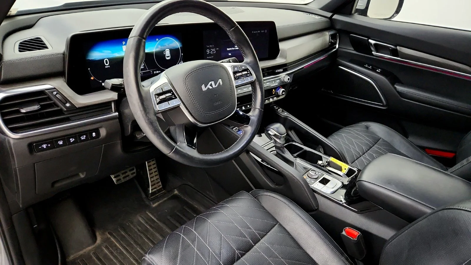 Used 2024 Gray Kia SX X-Line image 25