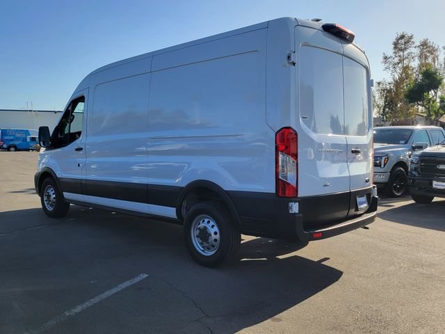 Certified Used 2023 Oxford White Ford Base image 2
