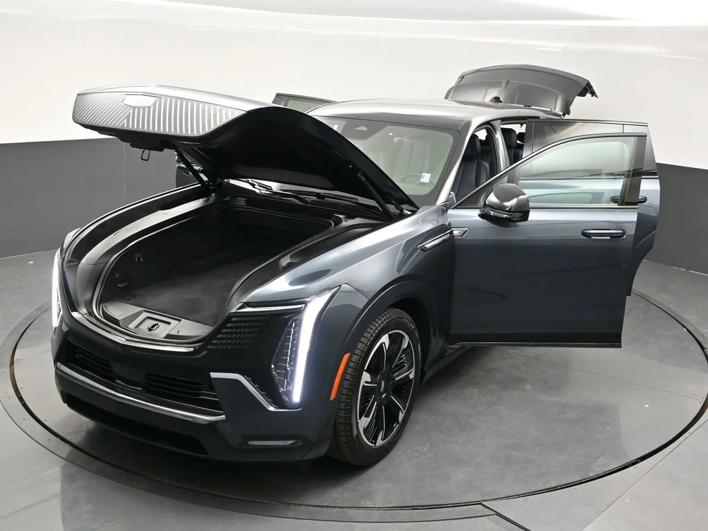 Used 2026 Black Cadillac Premium Sport image 42