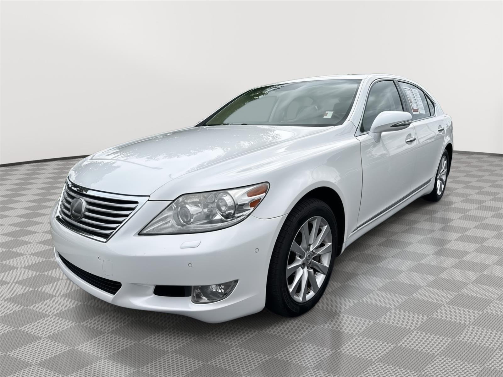 Used 2011 Lexus LS L with VIN JTHDL1EF8B5003955 for sale in Kansas City