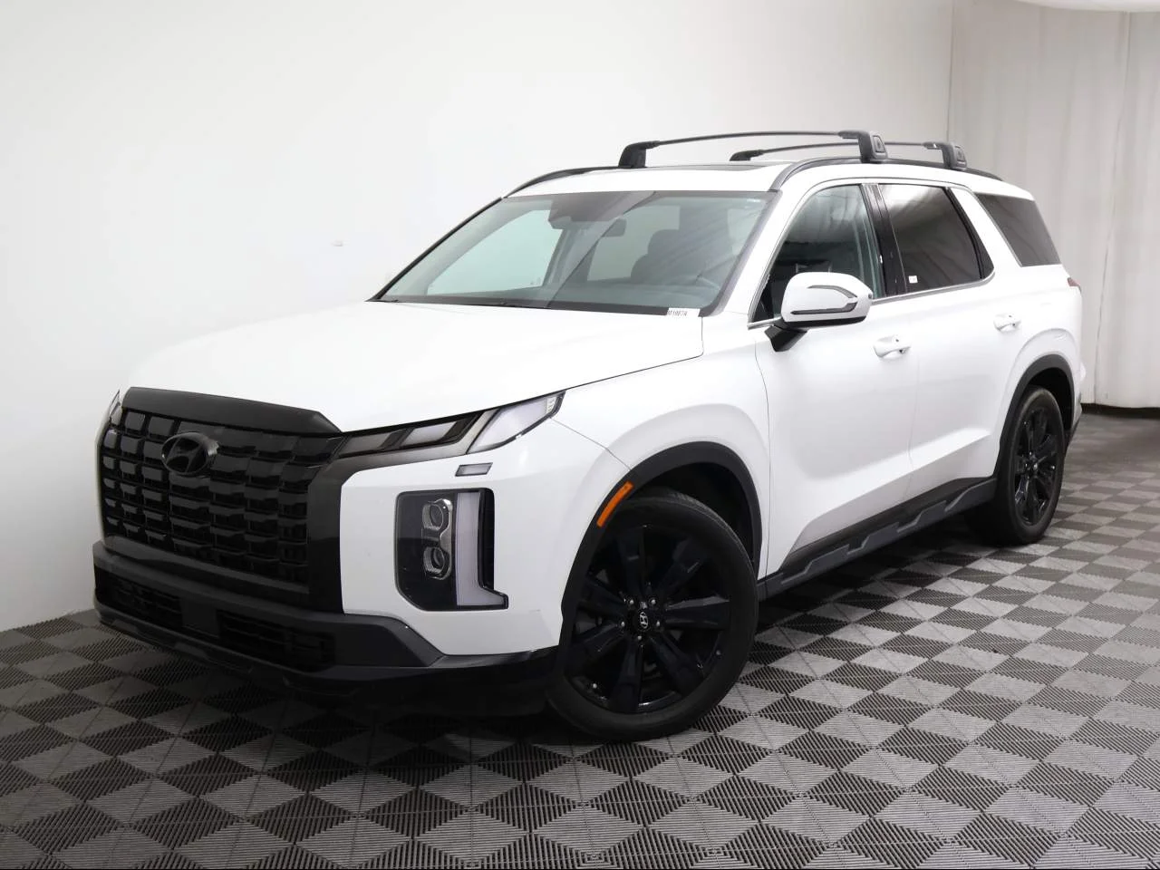 Used 2023 Hyper White Pearl Hyundai XRT image 1