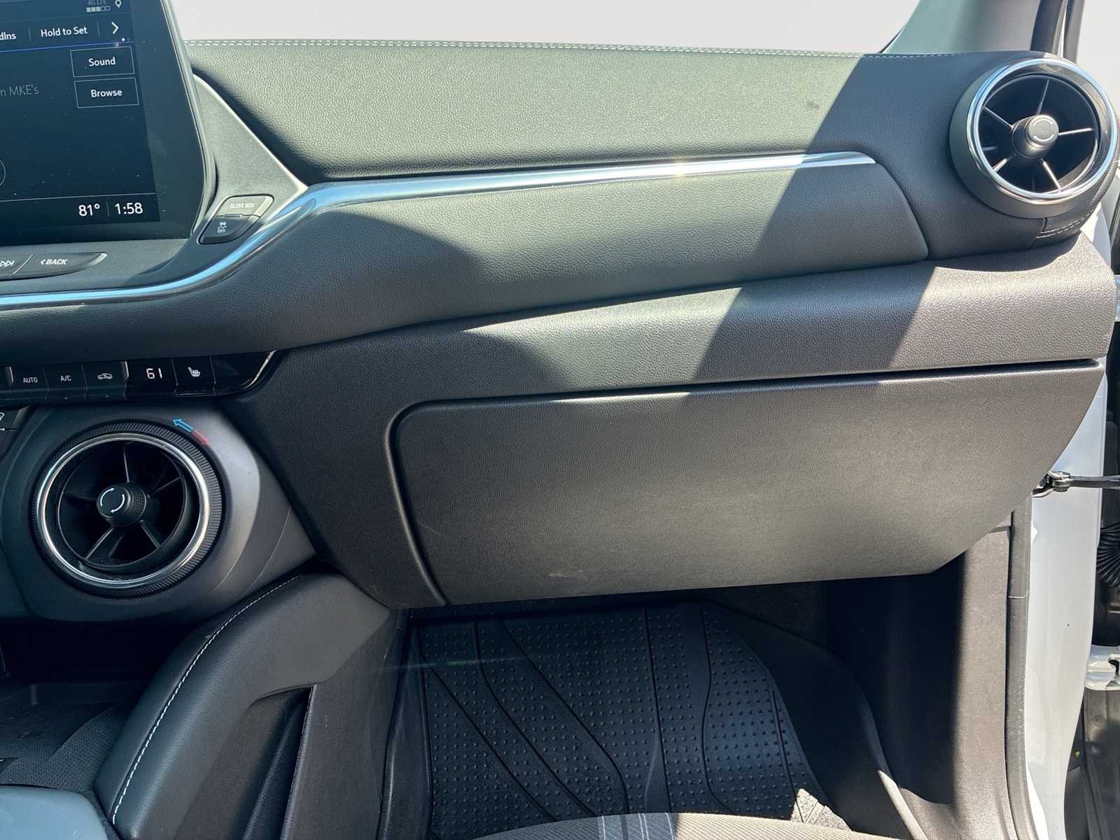 2024 Chevrolet Blazer 2LT - Photo 28