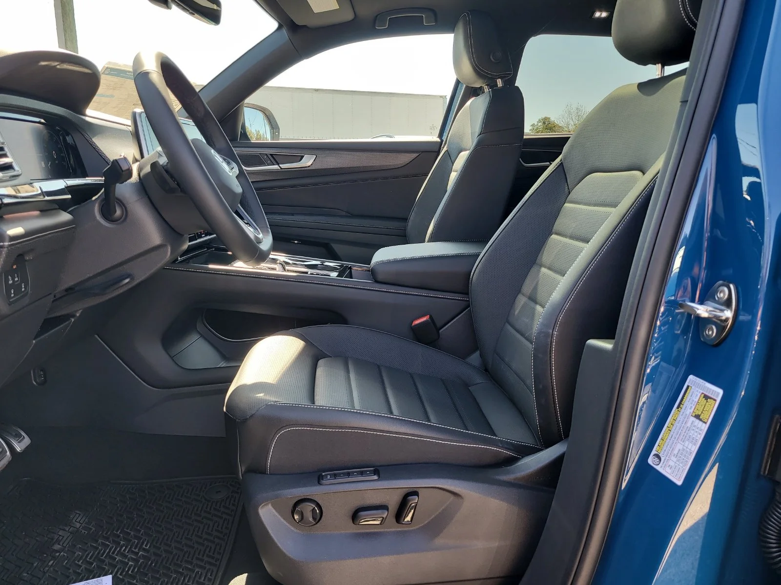 New 2026 Mountain  Lake Blue Metallic Volkswagen 2.0T SEL R-Line Black image 19