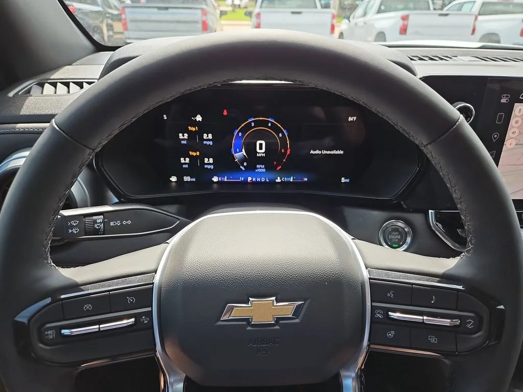 New 2026 Summit White Chevrolet LT image 3