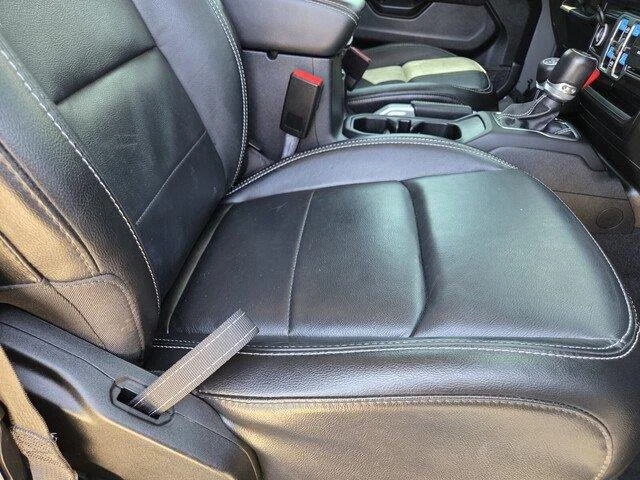 Used 2021 Sting-Gray Clearcoat Jeep Unlimited Sahara image 27