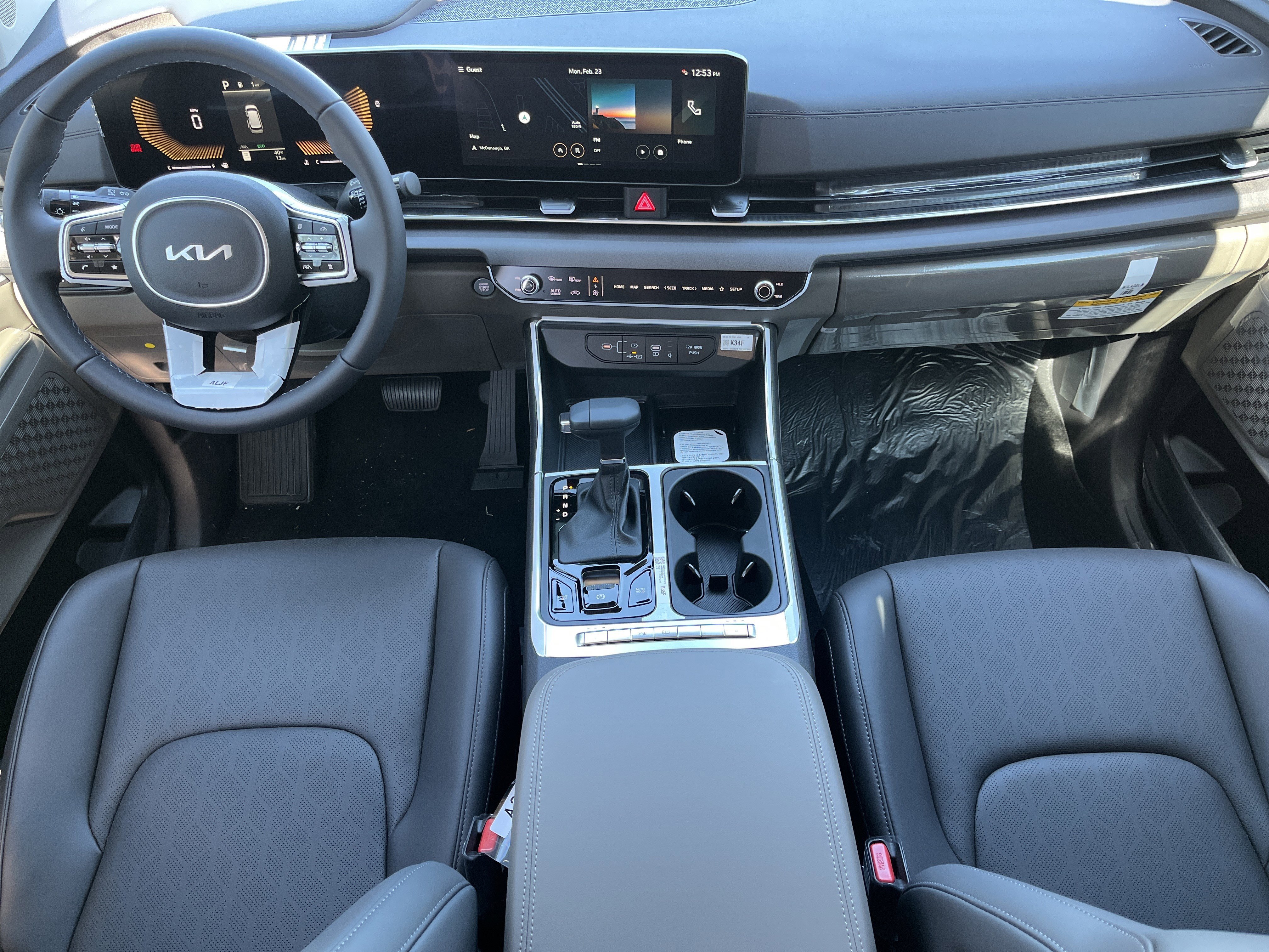 New 2026 Snow White Pearl Kia EX image 3