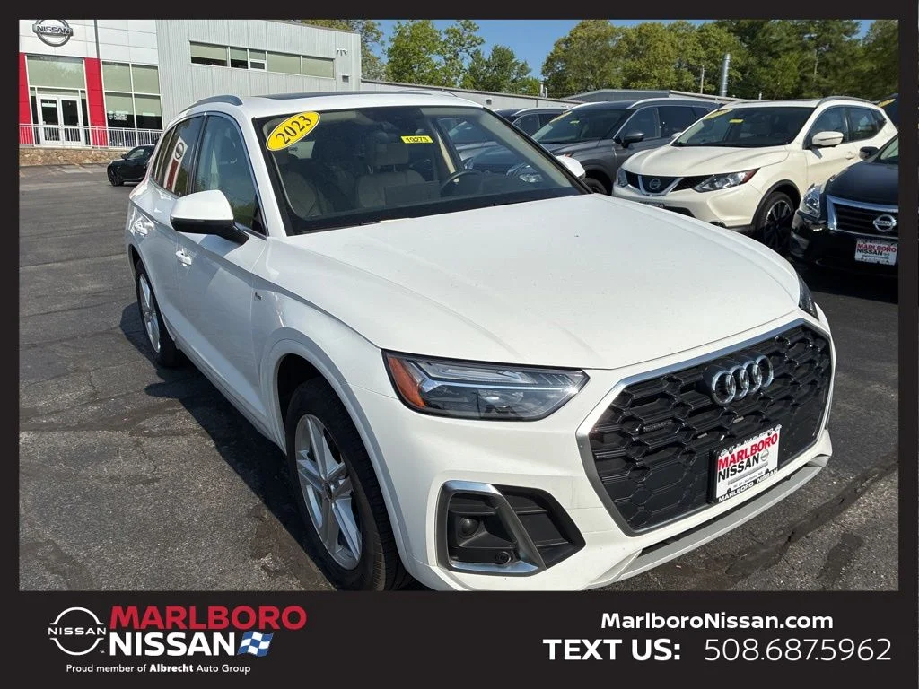 2023 Audi Q5 55 e Premium's photo