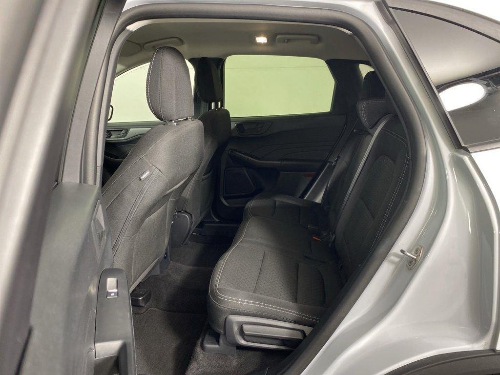 Used 2025 Silver Metallic Ford Active image 14
