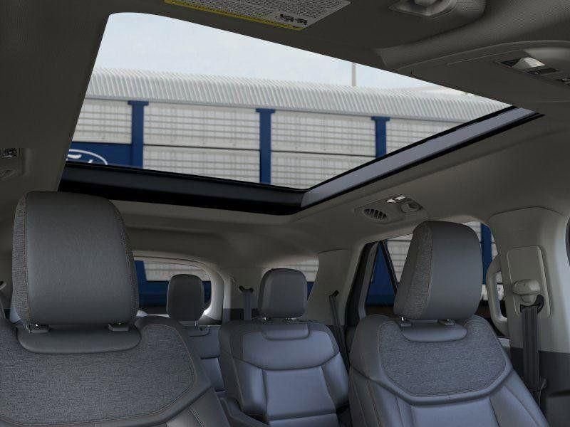 New 2026 Agate Black Metallic Ford Active image 25