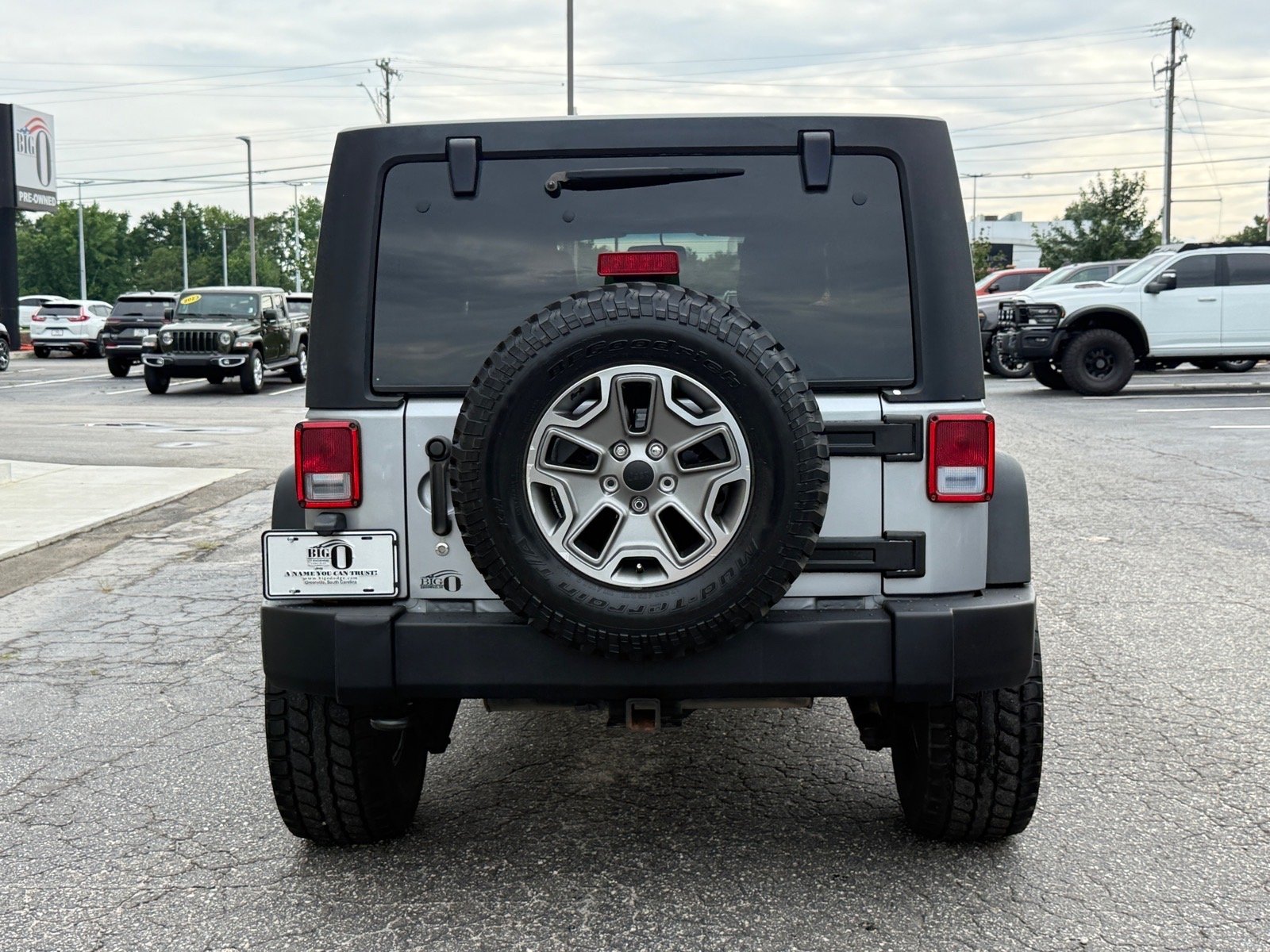 Used 2014 Billet Silver Metallic Clear Coat Jeep Rubicon image 4