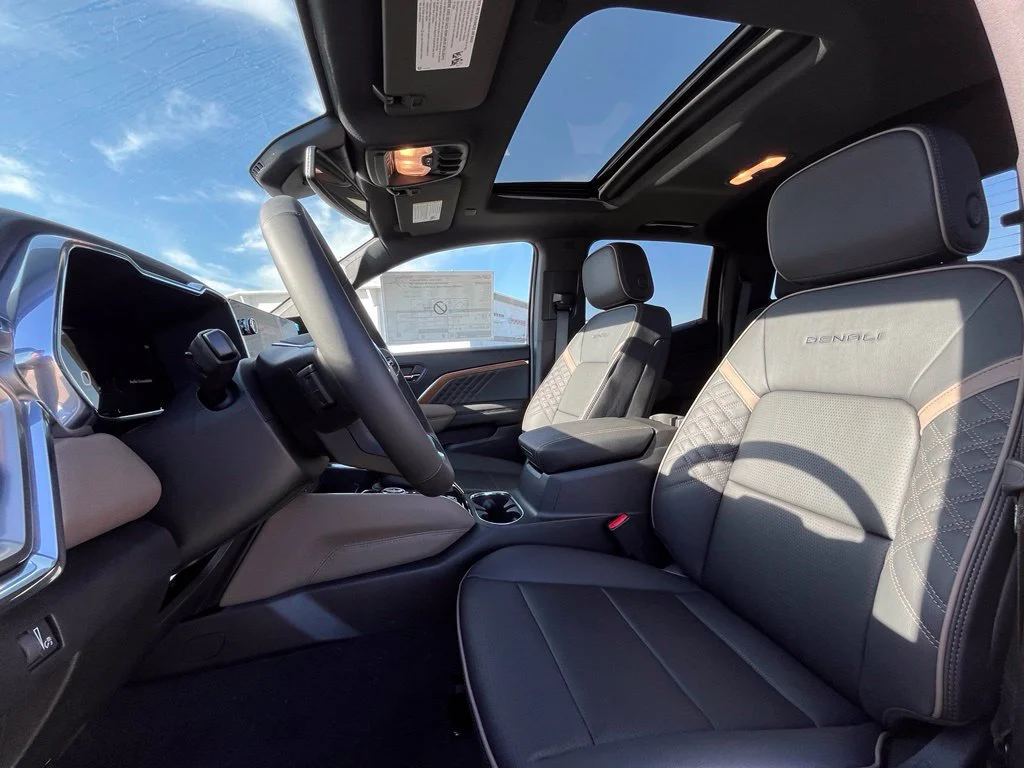 2026 GMC Canyon Denali - Photo 9
