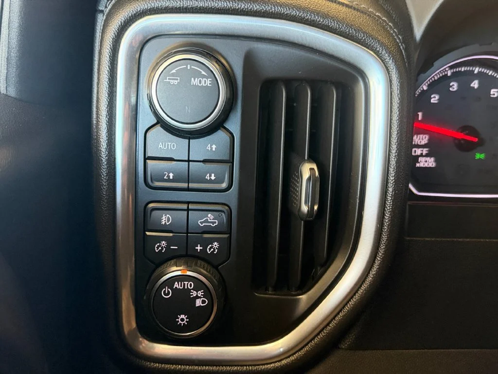 Used 2020 Blue Chevrolet RST image 24