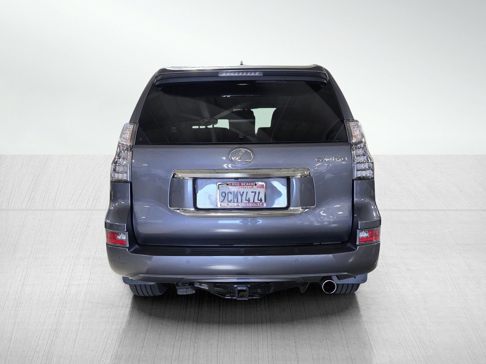 Used 2016 Gray Pearl Lexus 460 image 6