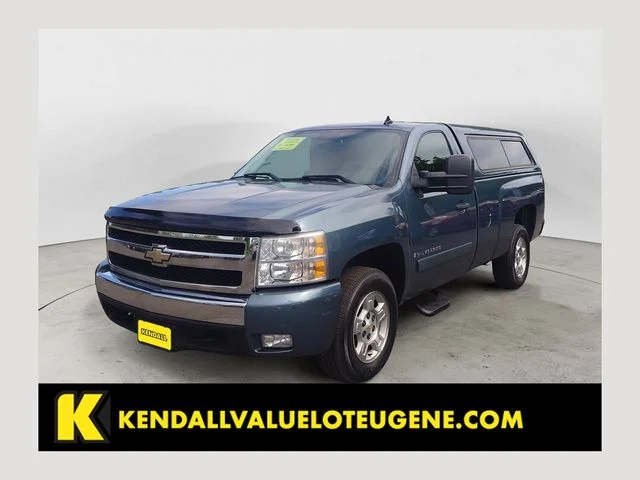 Pre-Owned 2007 Chevrolet Silverado 1500 LT RWD 2D Standard Cab